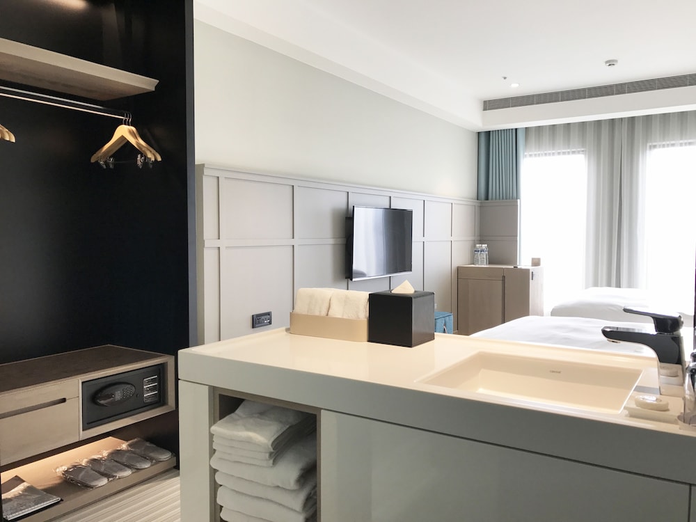 Superior Triple Room photo 3