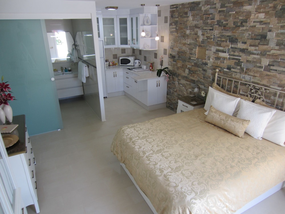Suite Estudio Superior, Piscina Privada, Vista a la Piscina