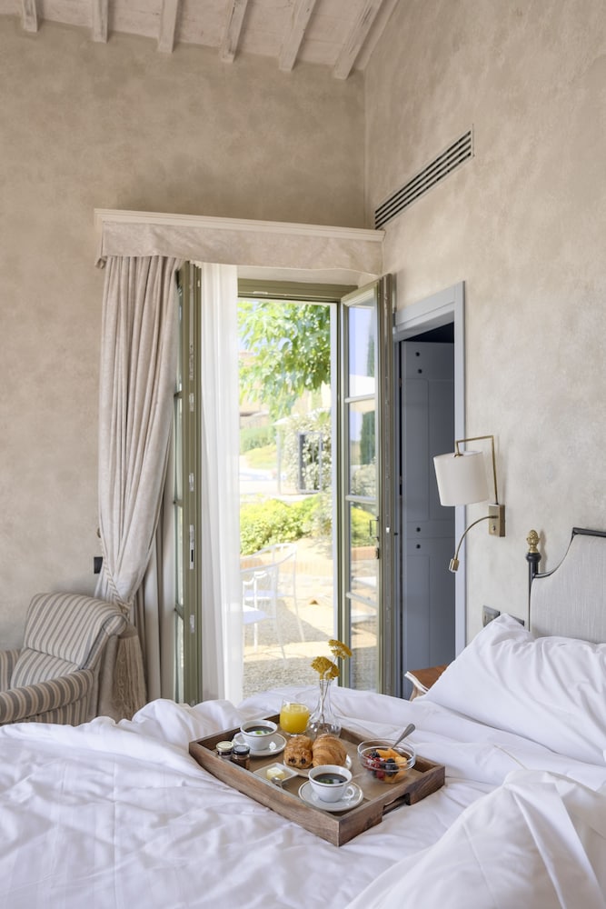 Pool Premium Suite - Photo 8