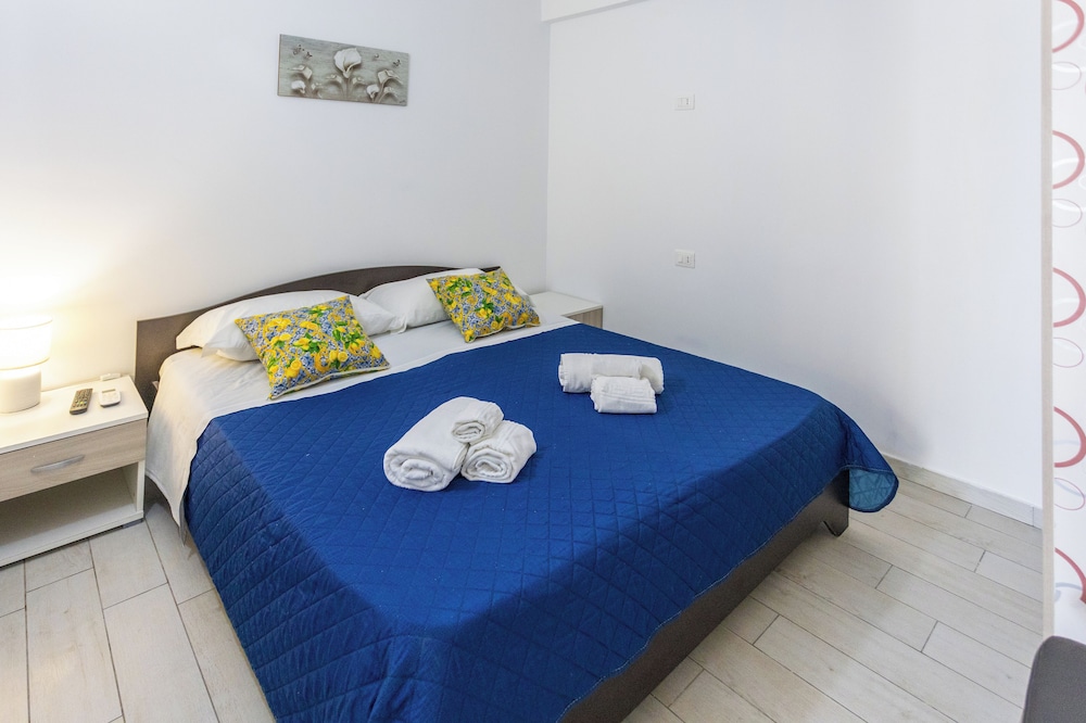 Apartment, 1 Bedroom, Patio