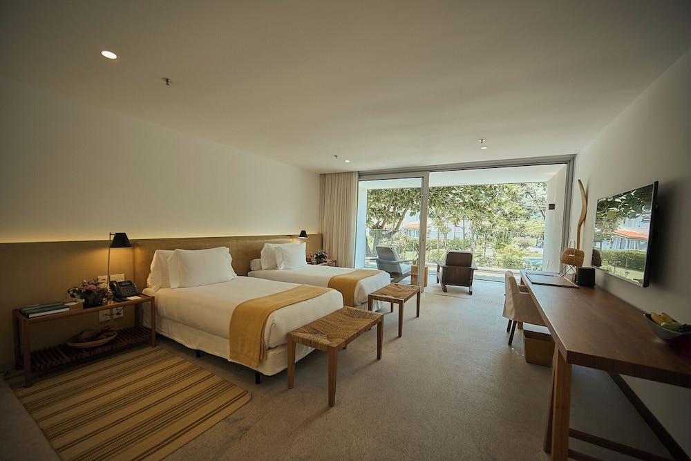 Superior Room, 2 Twin Beds, Garden View