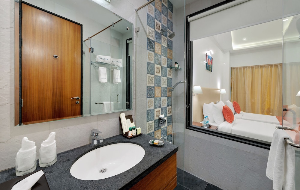 Executive Room - Photo 6