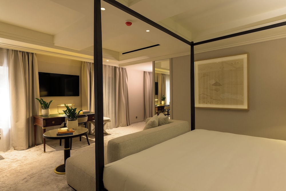 Deluxe River View Room photo 2