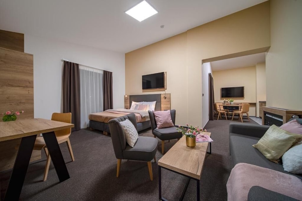Superior Suite photo 3