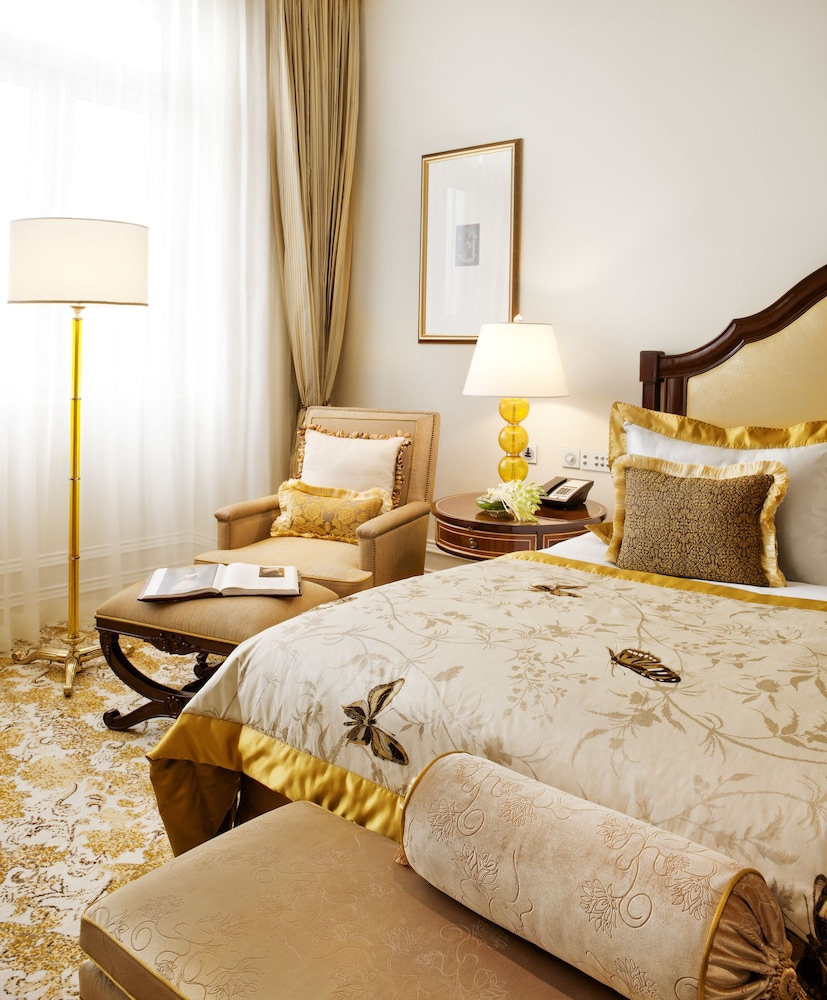 Executive Suite, 1 Bedroom, City View (King Bed)