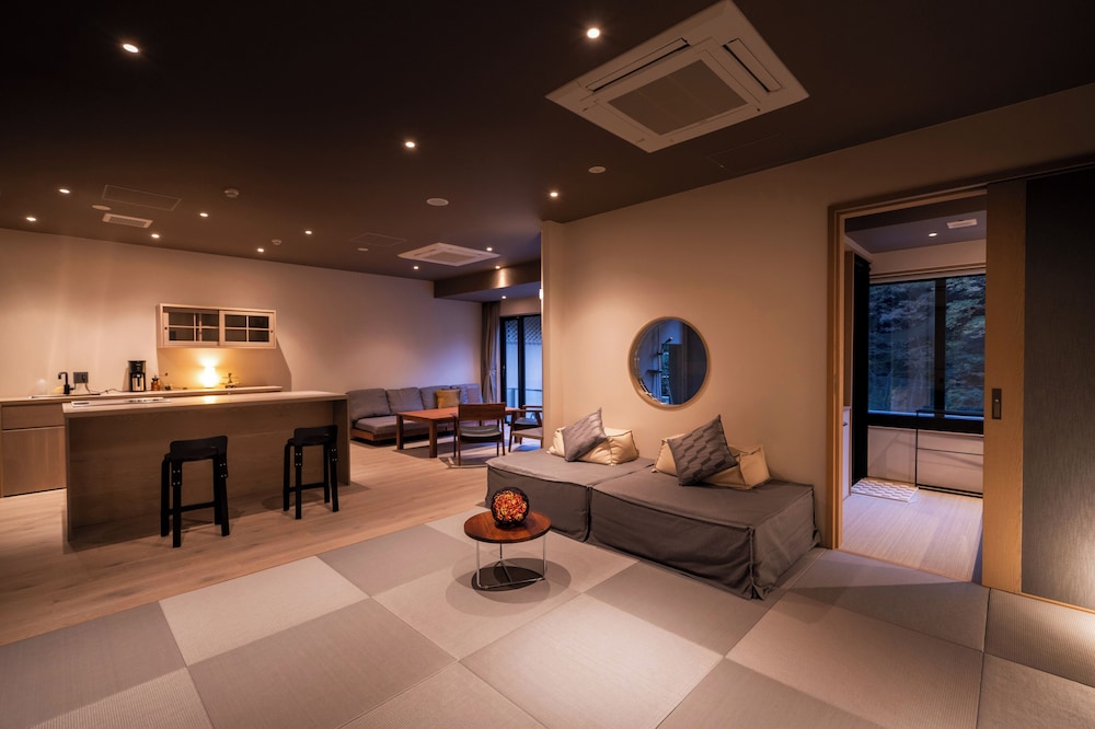 Premium Suite, Kitchen, River View