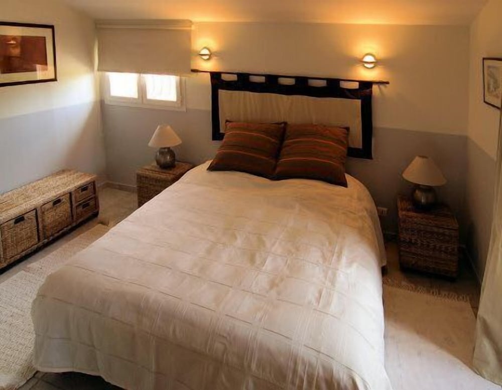 Cottage (Les Oliviers) photo 2