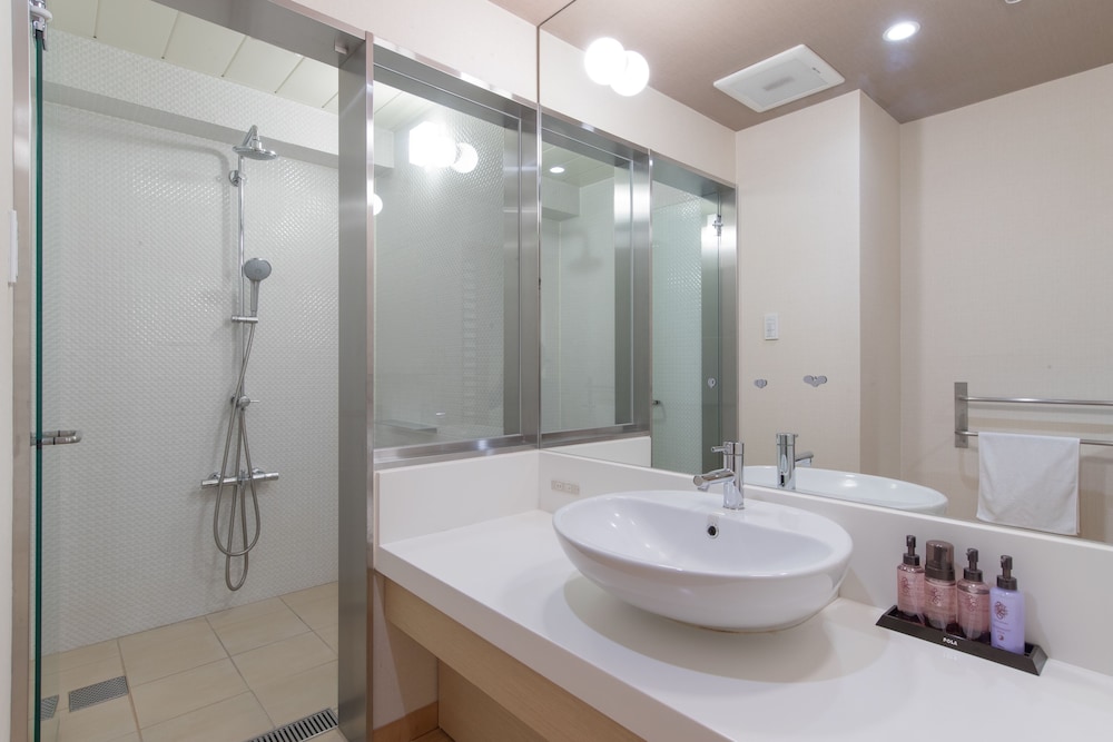 Japanese Western Style Quadruple Room, Non Smoking