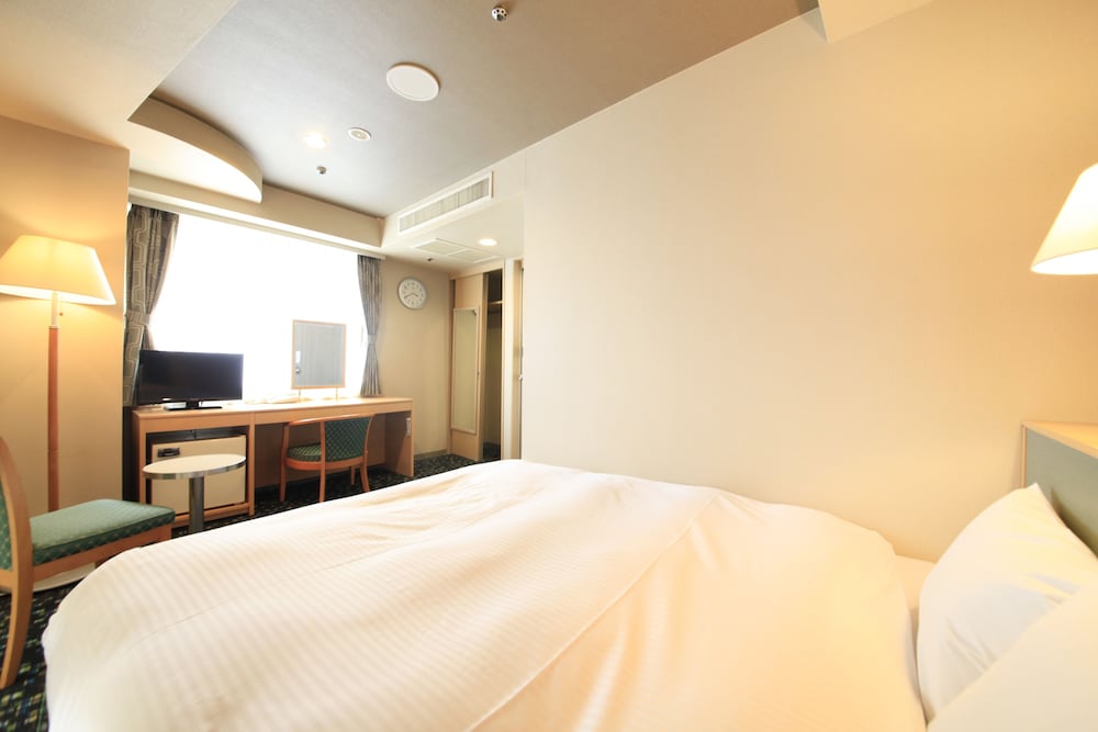 Economy Double Room, Non Smoking - Photo 3