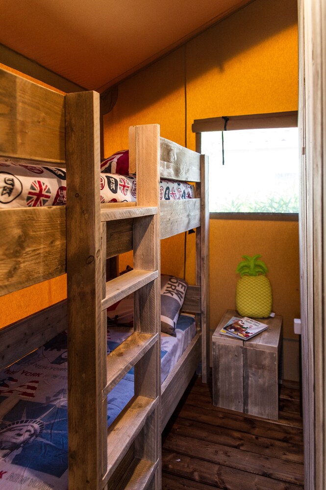 Cabin (4 personnes) photo 1