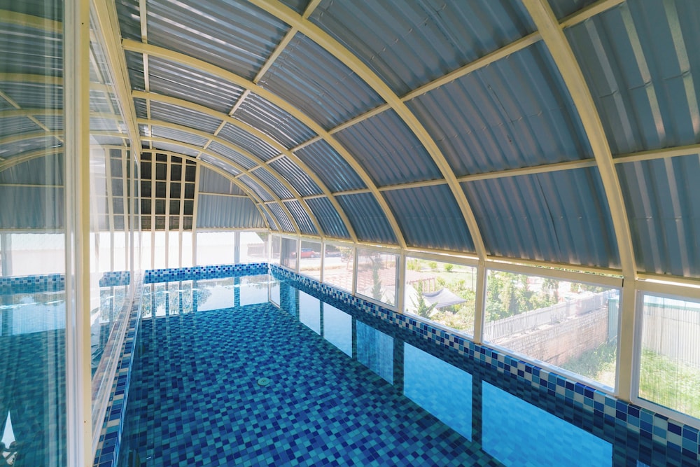 Premium Pool View Room - Photo 2