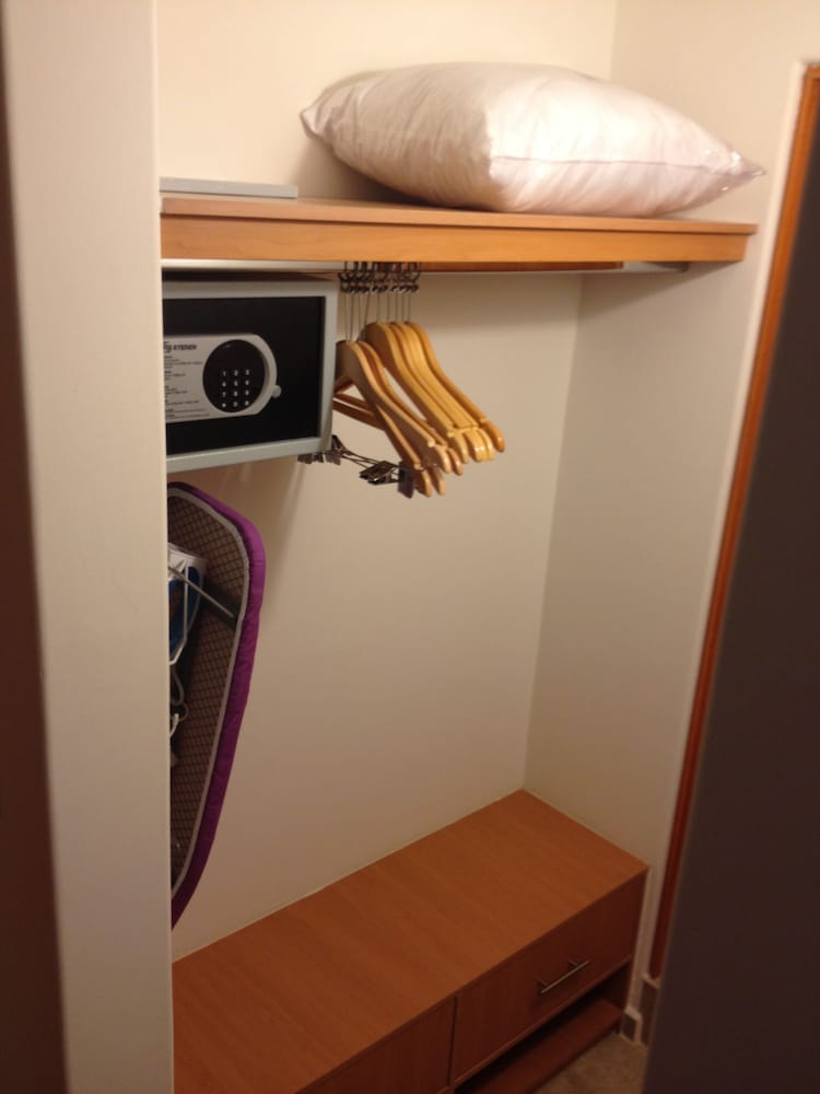 Room2 photo 2