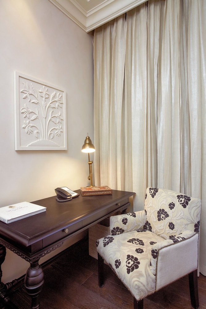 Signature Twin Room, 2 Double Beds - Photo 3