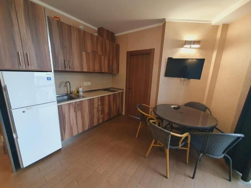Family Apartment photo 3