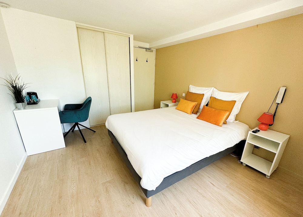 Comfort Double Room, 1 Queen Bed photo 3