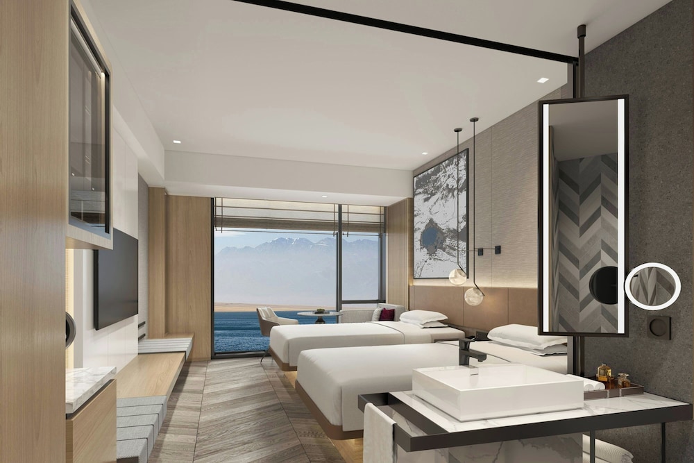 Room, 2 Double Beds, Lake View