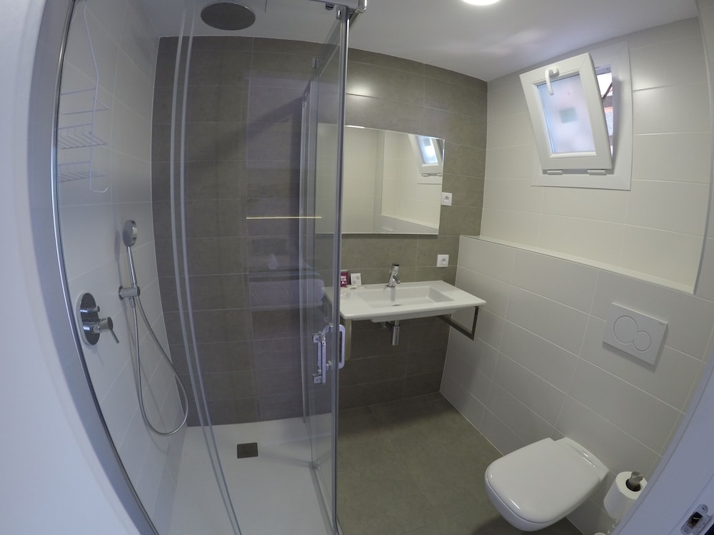 Premium Triple Room photo 3