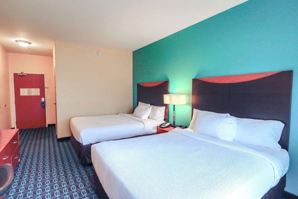 Room, 2 Queen Beds, Accessible, Non Smoking