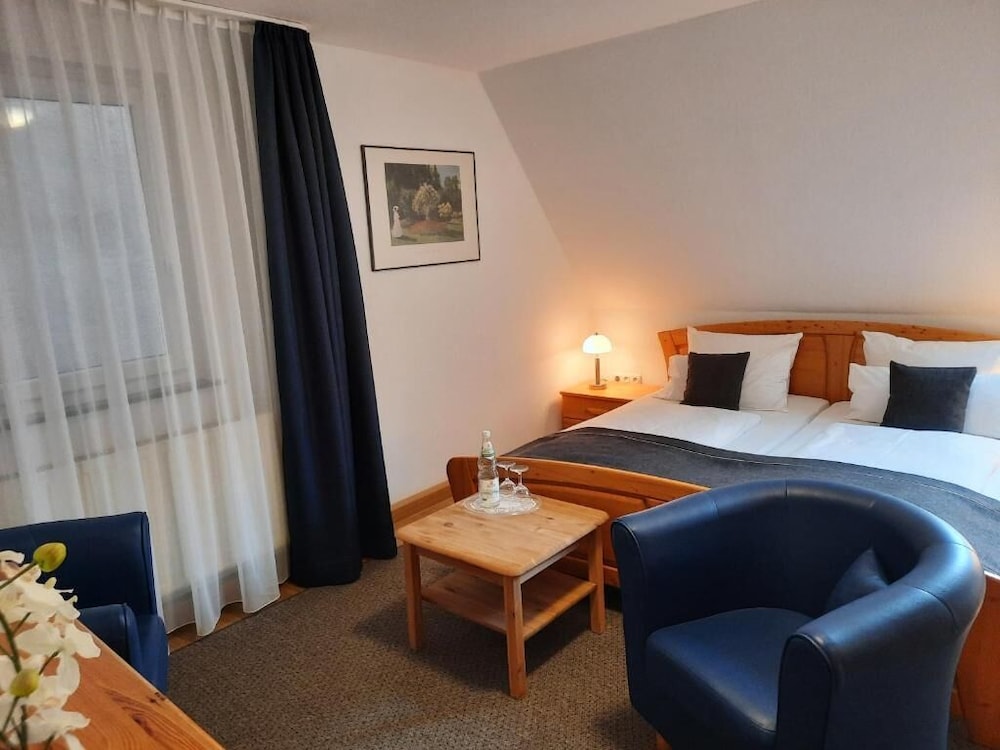 Classic Double Room, City View photo 1