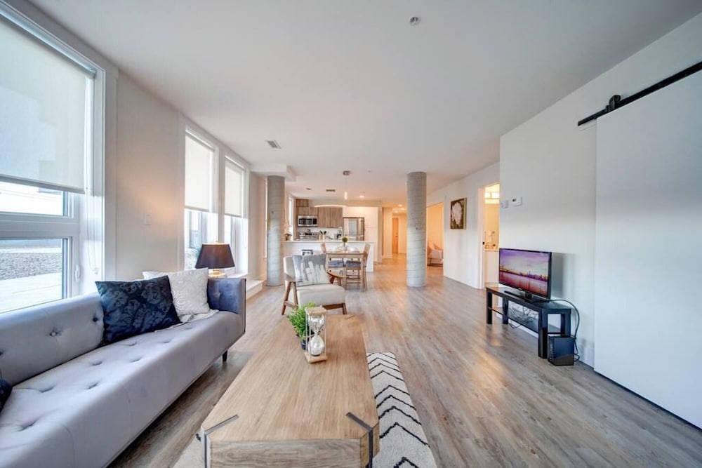 Ocean Bay New Luxury Condo Slps-5 w Prk Coffee AC, Kuva 25