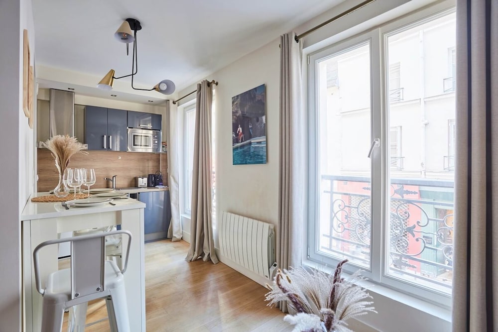 Standard Double Room - Photo 12