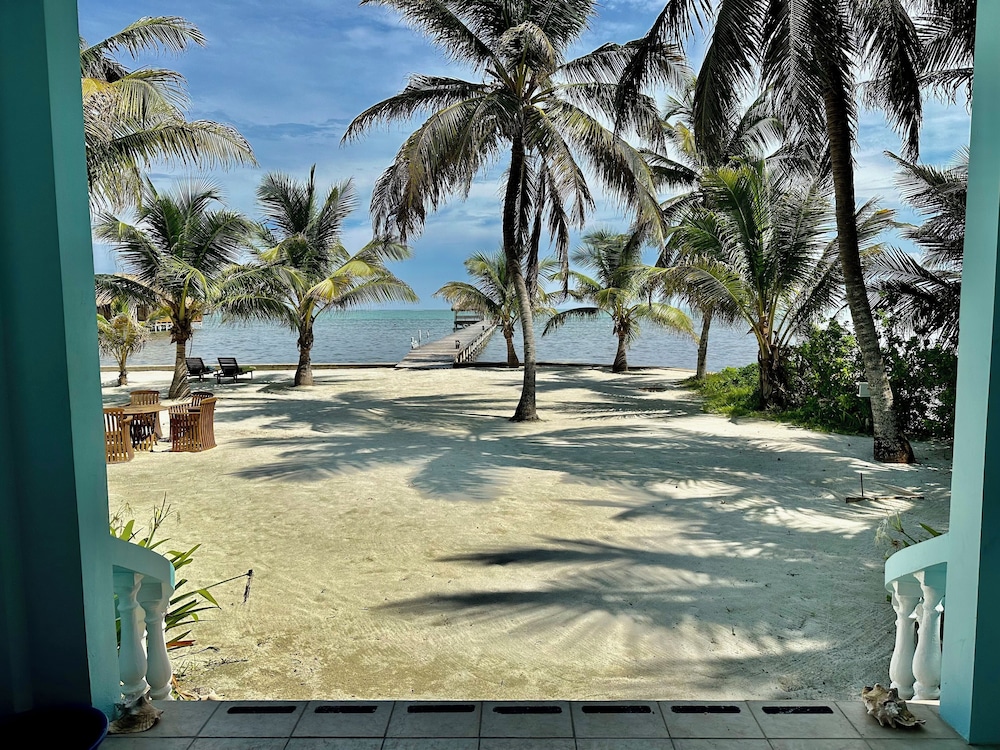 Exclusive Condo, Air conditioning, Beach View