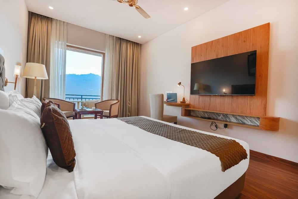 Design Double Room, Mountain View photo 2