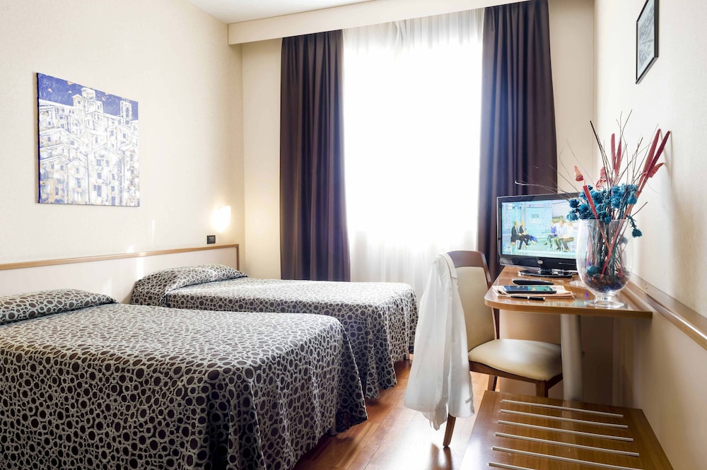 Standard Twin Room photo 1