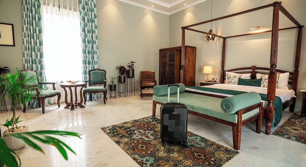 Villa with Plunge Pool photo 2