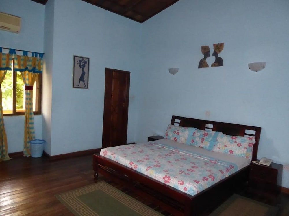 Double Room (Mary Seacole - Private Bathroom) photo 1