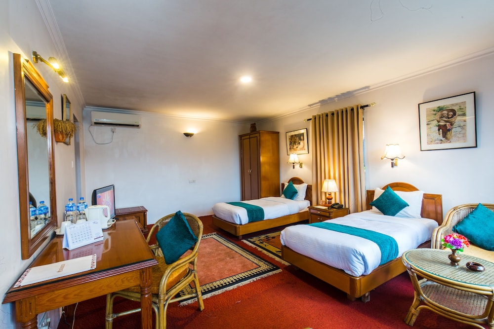 Deluxe Double or Twin Room photo 1