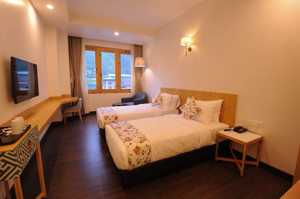 Deluxe Double or Twin Room