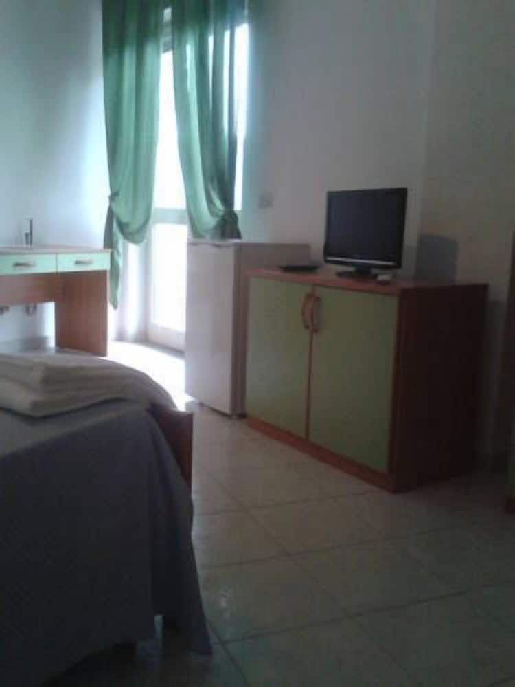 Quadruple Room photo 2