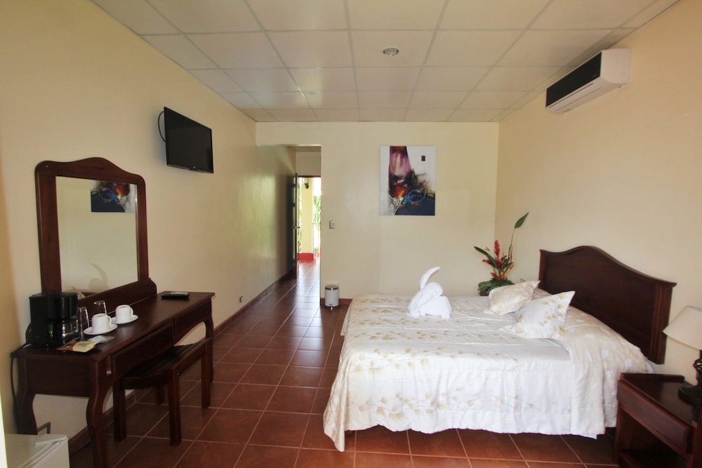 Standard Room photo 2