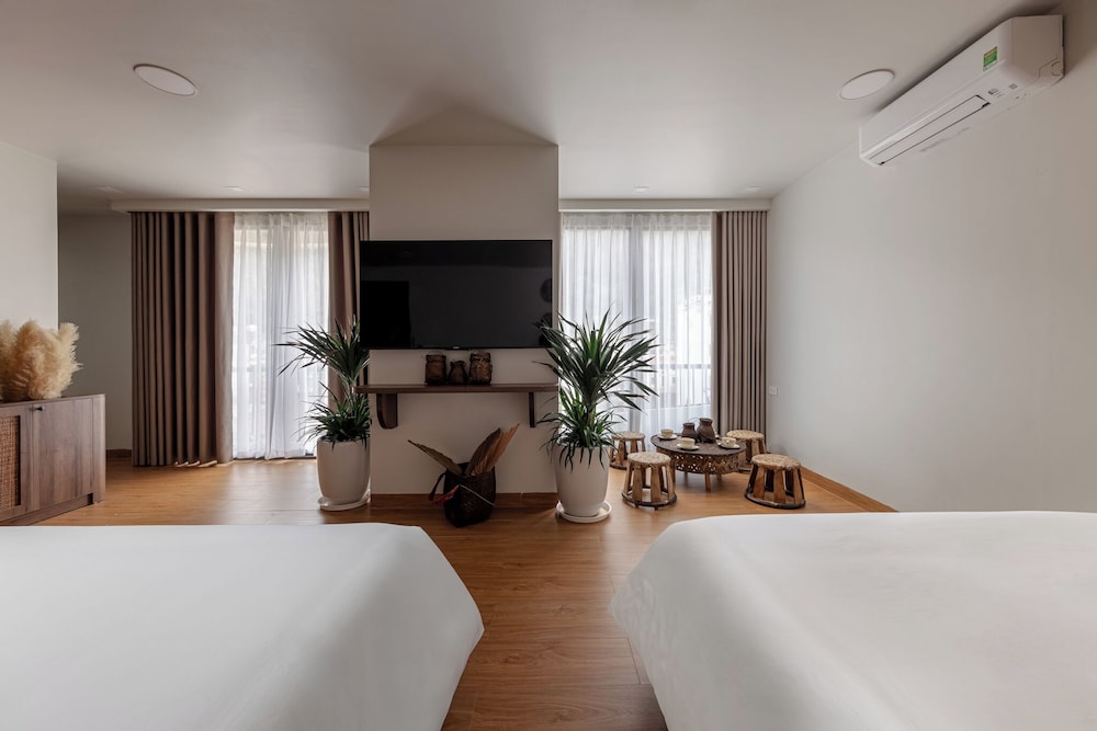 Design Quadruple Room
