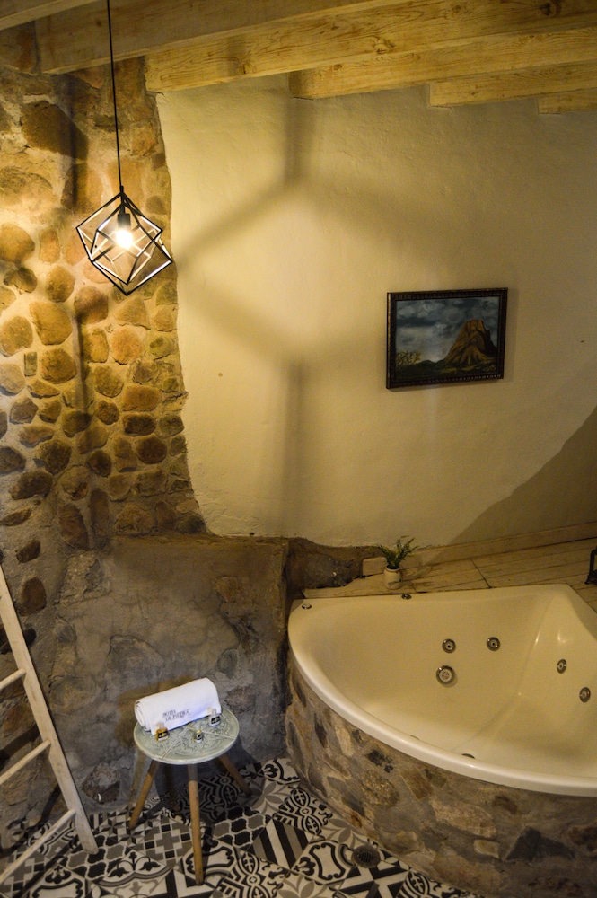 Luxury Suite photo 3
