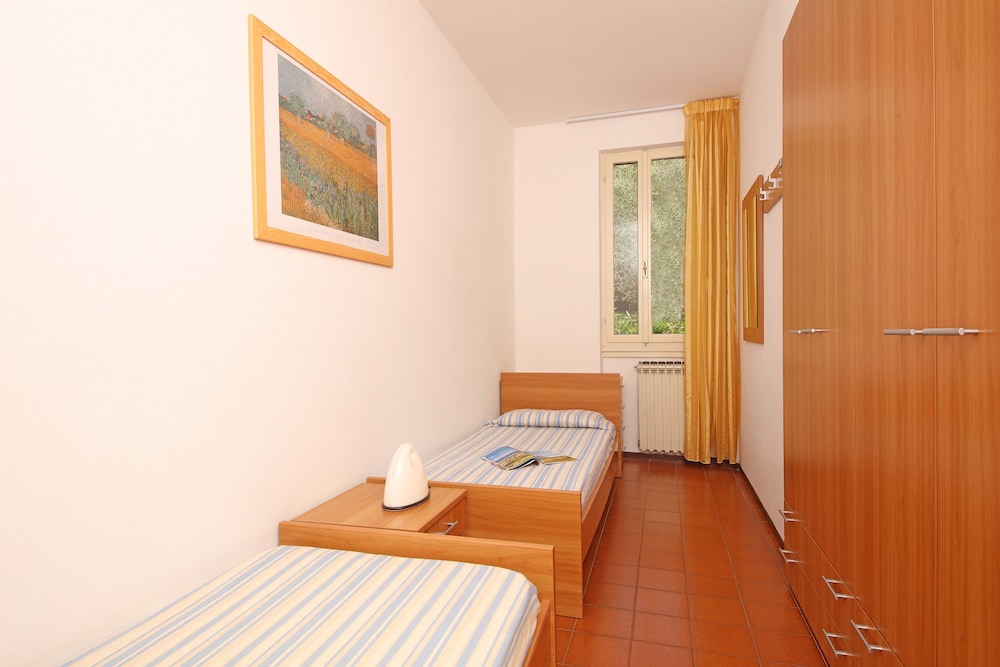 Comfort Apartment, 2 Bedrooms photo 3