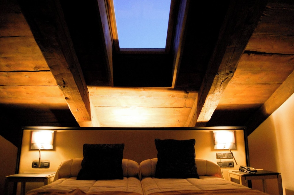 Superior Double Room, Mountain View photo 2