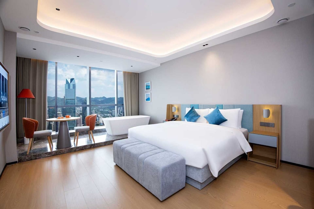 Luxury King Room