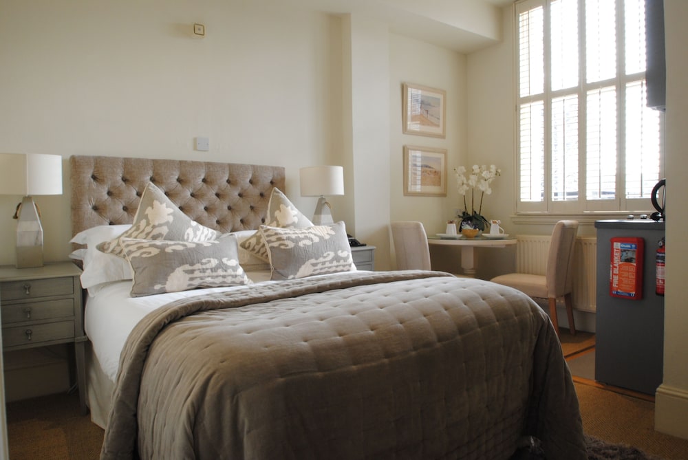 Classic Double Room, 1 Double Bed, Kitchenette photo 2
