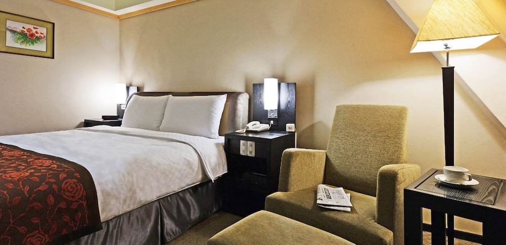 Business Room, 1 Queen Bed photo 3