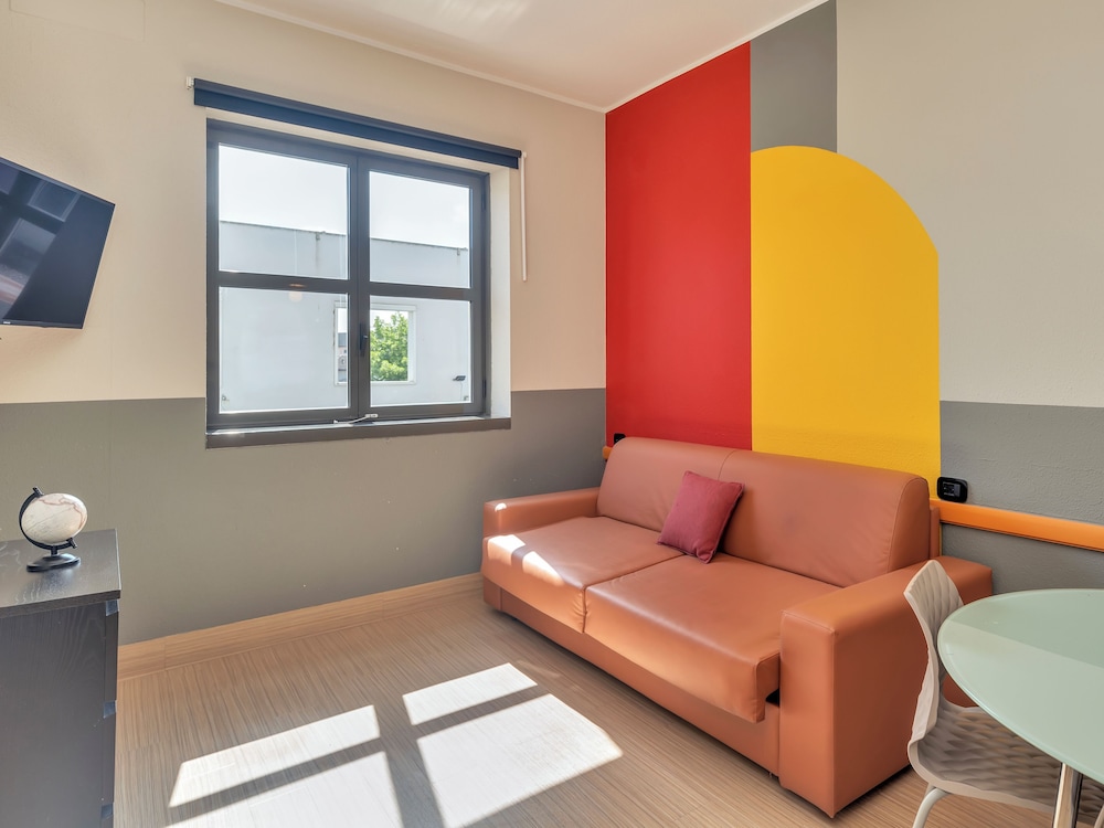 Standard Apartment, 1 Bedroom, Non Smoking - Photo 2