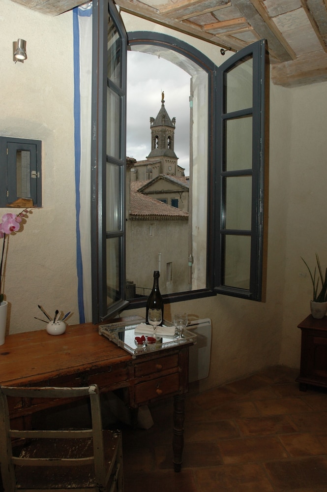 Double or Twin Room (Bulle) photo 3