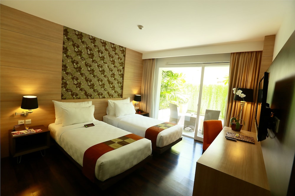 Deluxe Room - Photo 11