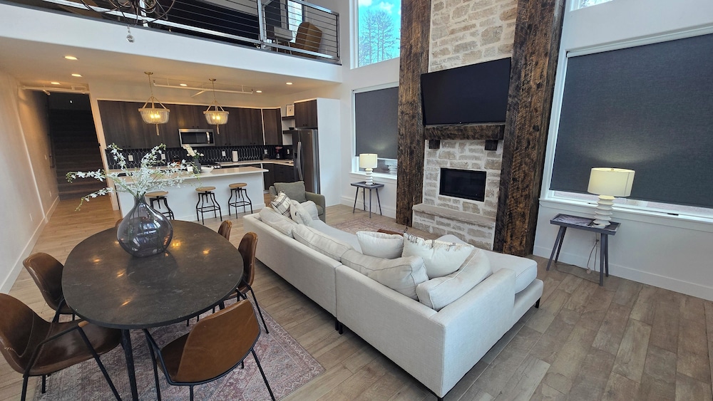Canyonside Collection I photo 1