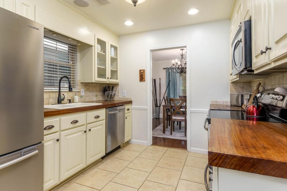 Bama Ranch 4 Miles to Stadium Sleeps 8, Billede 21