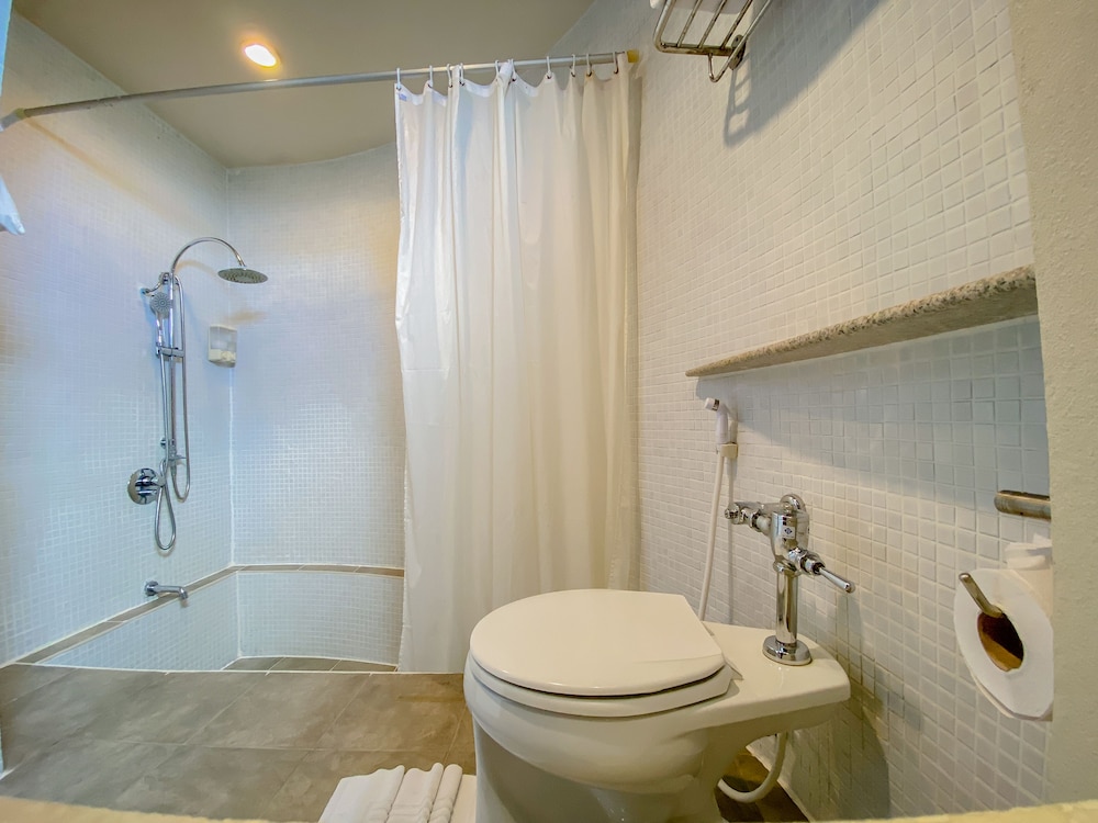 Sino Suite - Photo 7