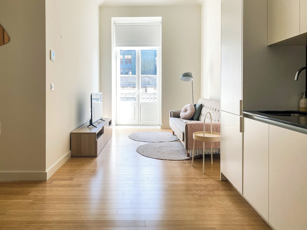 Apartment (1 Bedroom)