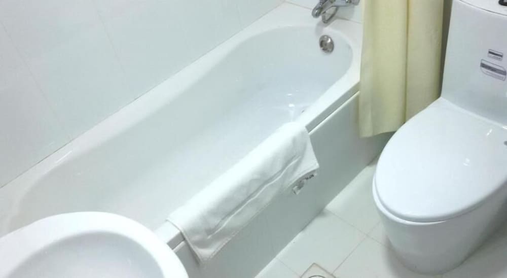 Deluxe Triple Room photo 2