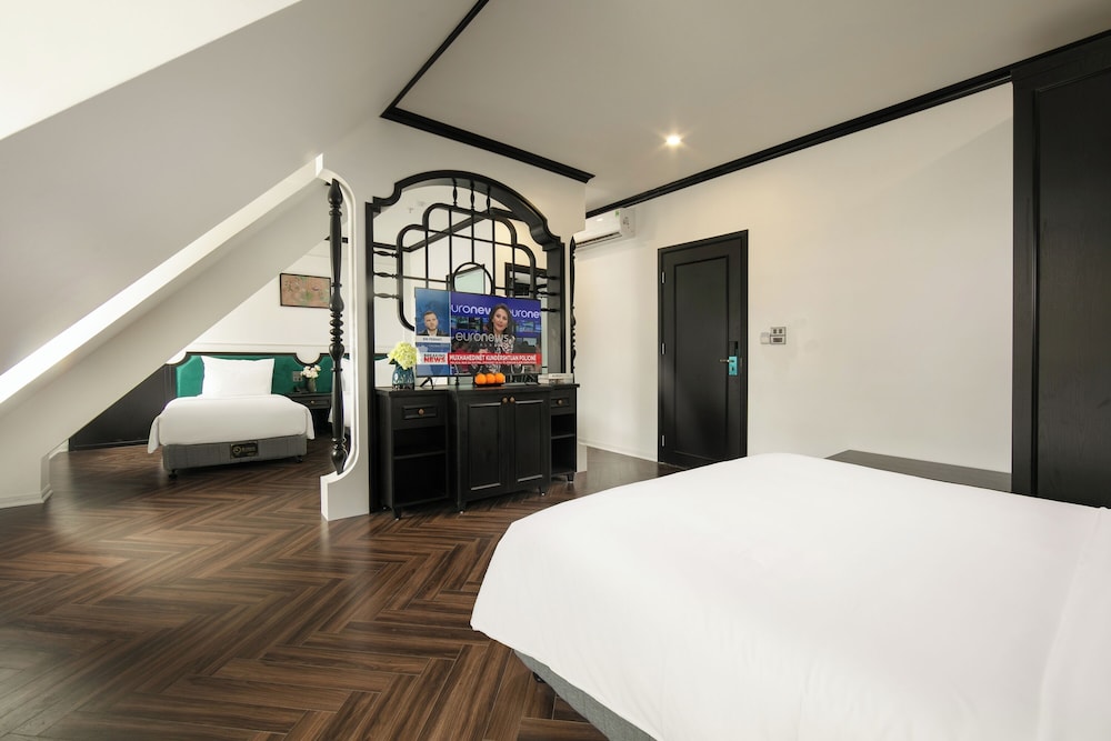 Executive Double Room, City View - Photo 2